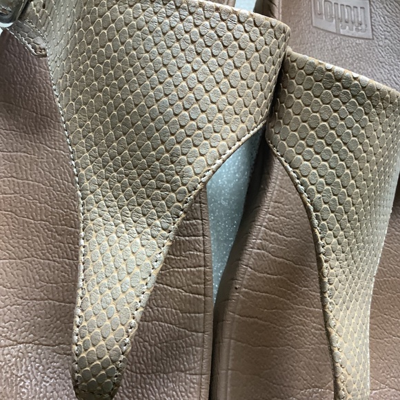 Women’s Fit Flop Sandals Thong Style Size 11 - Picture 7 of 8